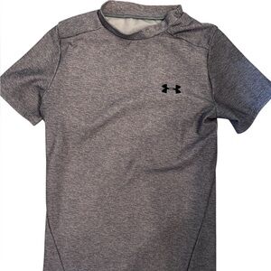 Under Amour heat gear. Grey youth Med.
